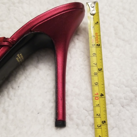 BCBG MaxAzria Mary Shoe - 10 - Picture 4 of 4